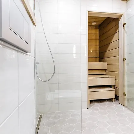 Naava 303 Loft - Kaksikerroksinen Lasiseinaehuoneisto Jaervinaekoealalla Ähtäri