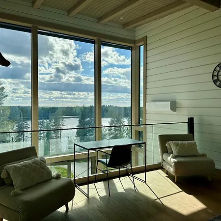 Naava 303 Loft - Kaksikerroksinen Lasiseinaehuoneisto Jaervinaekoealalla דירה Ähtäri